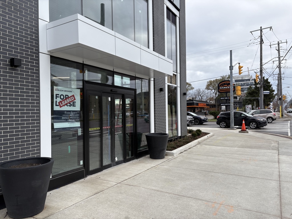 801 The Queensway Unit 1, Toronto ON